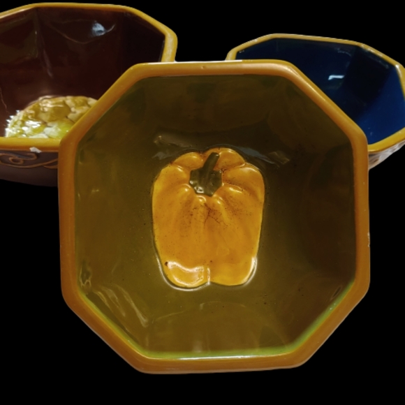 MWW Market set of 3 mini bowls (vintage?) - Picture 3 of 11